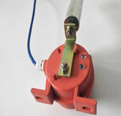 XPK-I跑偏開(kāi)關(guān)、X-TB-1-1230兩級(jí)跑偏開(kāi)關(guān)廠家